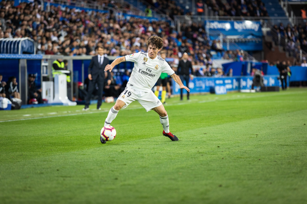 Coraz większe problemy Zinedine'a Zidane'a. Kolejny obrońca Realu Madryt doznał kontuzji