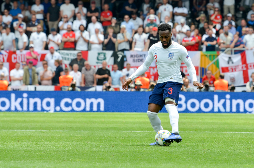 Pokłócił się z Jose Mourinho i już w styczniu może odejść z Tottenhamu. Trzy kluby w grze o Danny'ego Rose'a