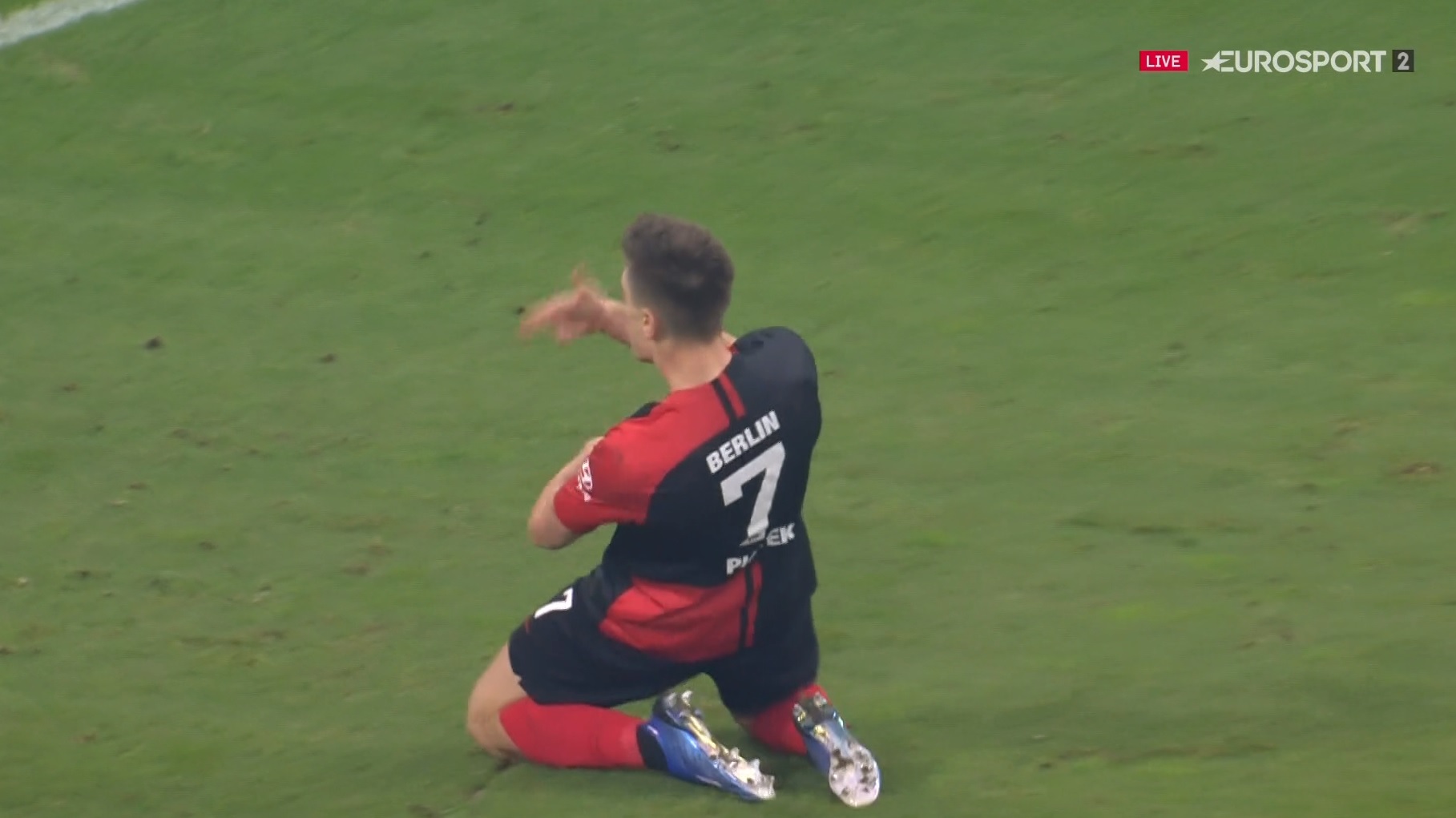 Debiutancki gol Krzysztofa Piątka! Polak trafił do siatki, ale Hertha Berlin odpadła z Pucharu Niemiec [WIDEO]