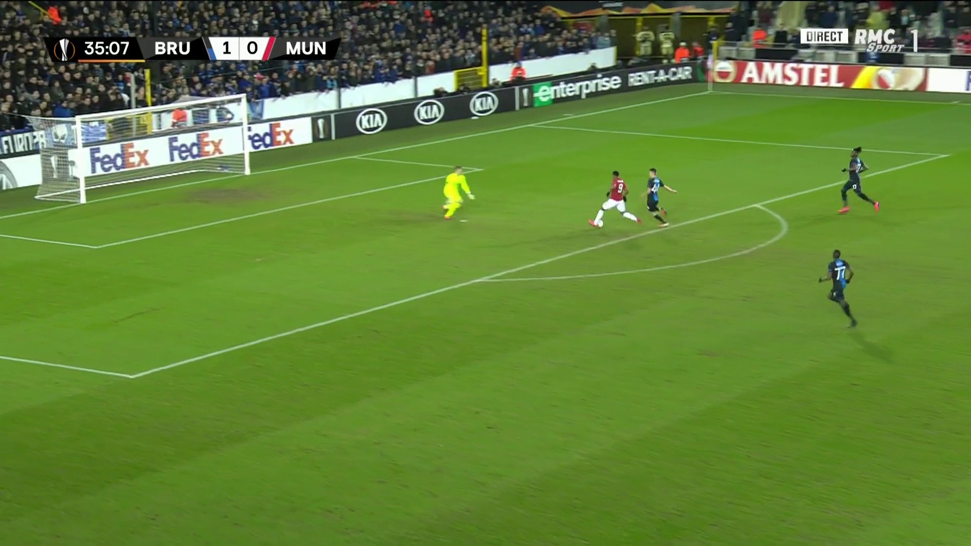 Manchester United zremisował z Clubem Brugge. Błąd Romero, Martial znów uratował zespół [WIDEO]