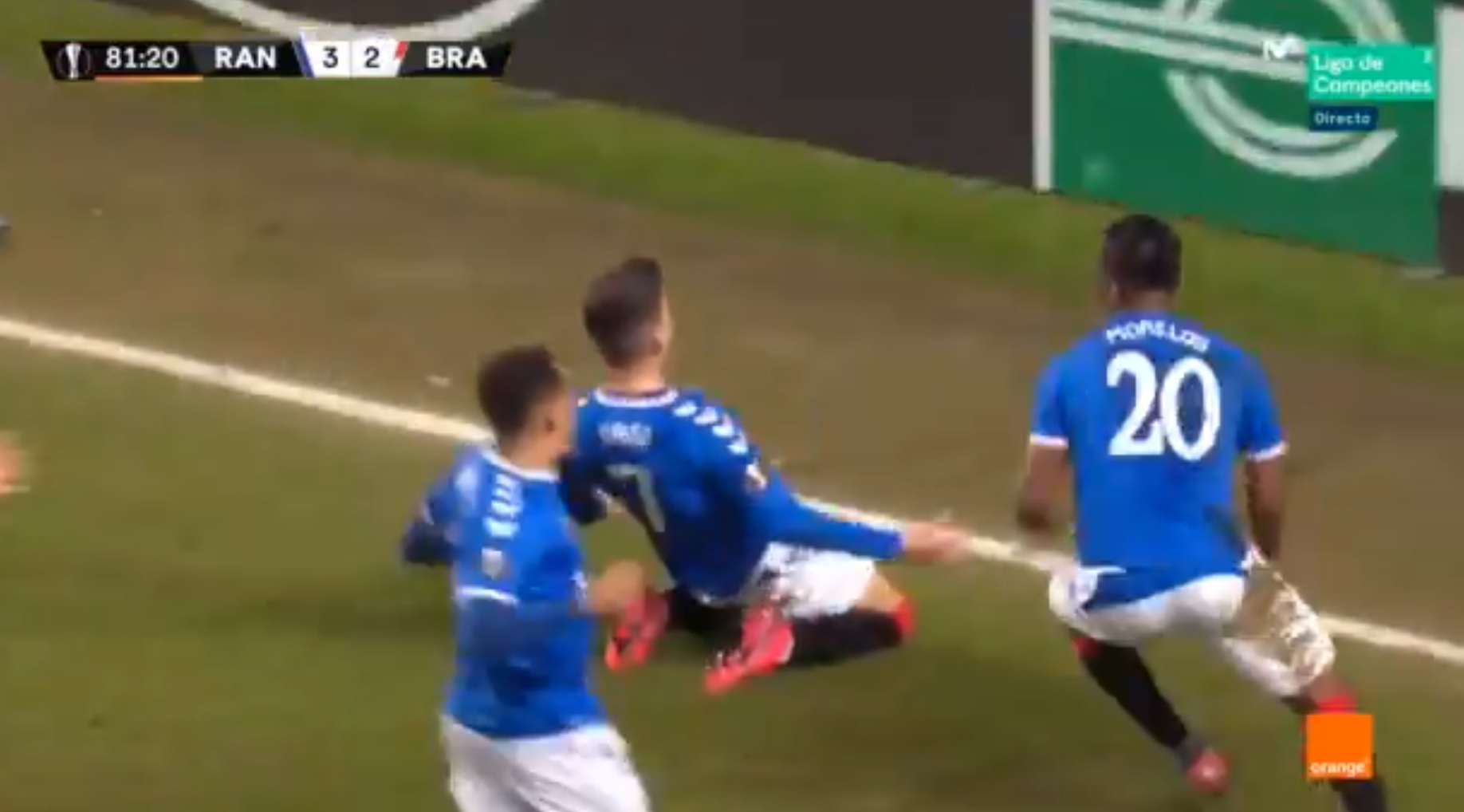 Wspaniała pogoń Glasgow Rangers, Ianis Hagi bohaterem. Wolverhampton gromi rywala [WIDEO]