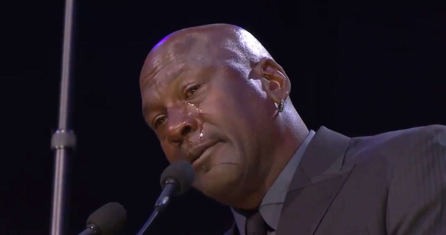 Michael Jordan popłakał się na pożegnaniu Kobego Bryanta. "Kiedy zmarł, umarła część mnie" [WIDEO]
