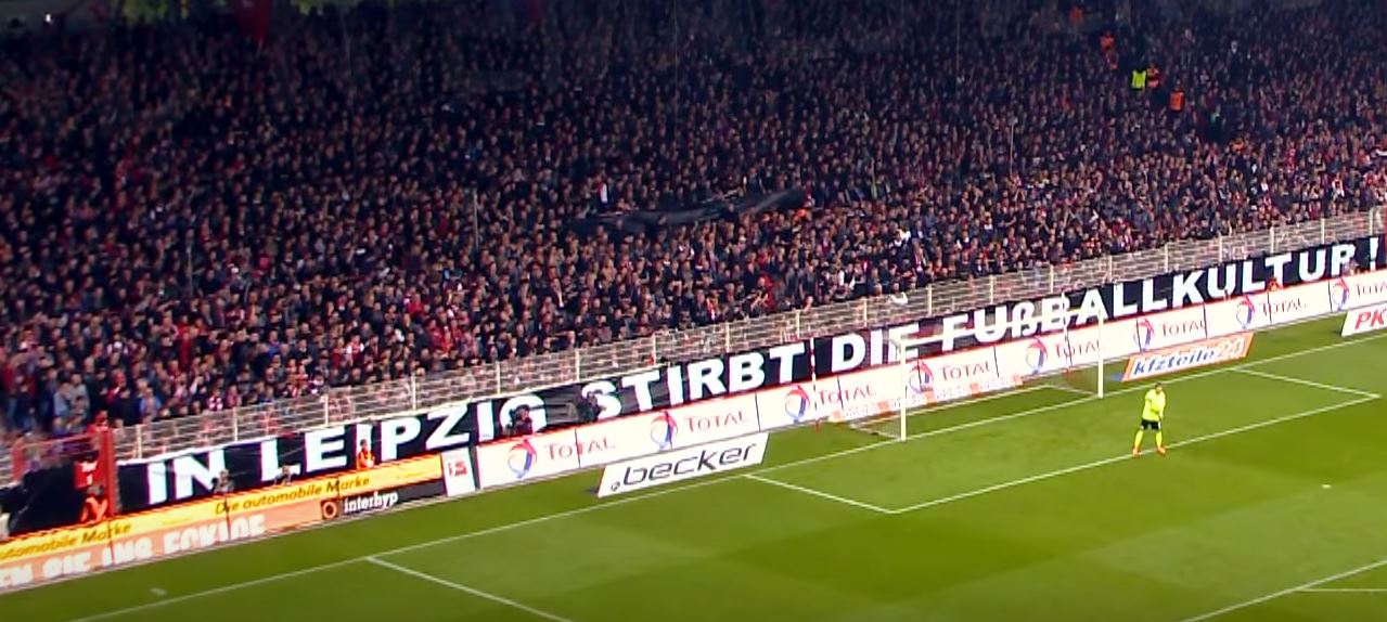 Against modern football? Nie dzielmy klubów na lepsze i gorsze, każdy ma coś na sumieniu
