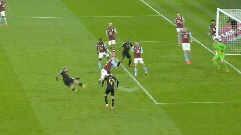 Manchester City zdobył kolejne trofeum! Triumf w cieniu fatalnej decyzji sędziego [WIDEO]