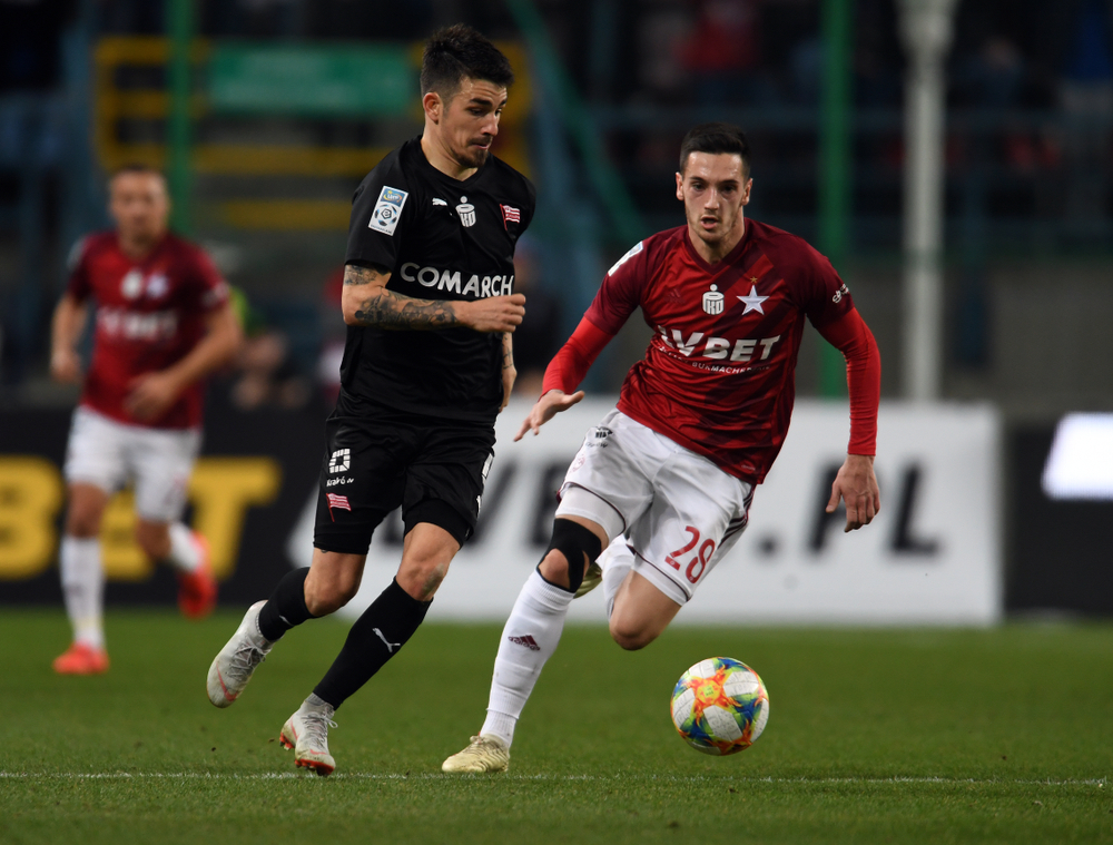 Nienawiść po krakowsku. Kibice Wisły nie wpuszczeni na stadion, Cracovia porównana do Hitlera