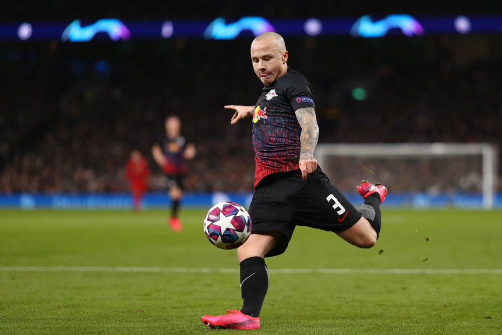 Miały być największe kluby, będzie średniak Bundesligi. Wychowanek Manchesteru City już po testach medycznych