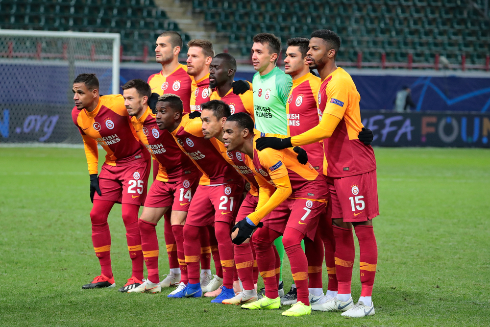Liga turecka zawieszona! W Europie gra się już tylko w jednym kraju