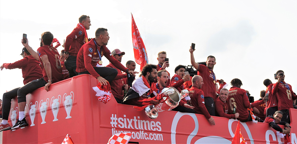 Sezon Premier League anulowany! Liverpool nie zostanie mistrzem Anglii! [PRIMA APRILIS]