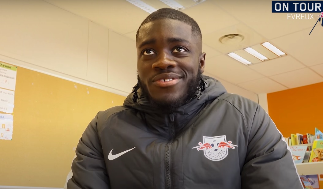 Media: Dayot Upamecano wybrał nowy klub. FC Barcelona i Real Madryt muszą obejść się smakiem