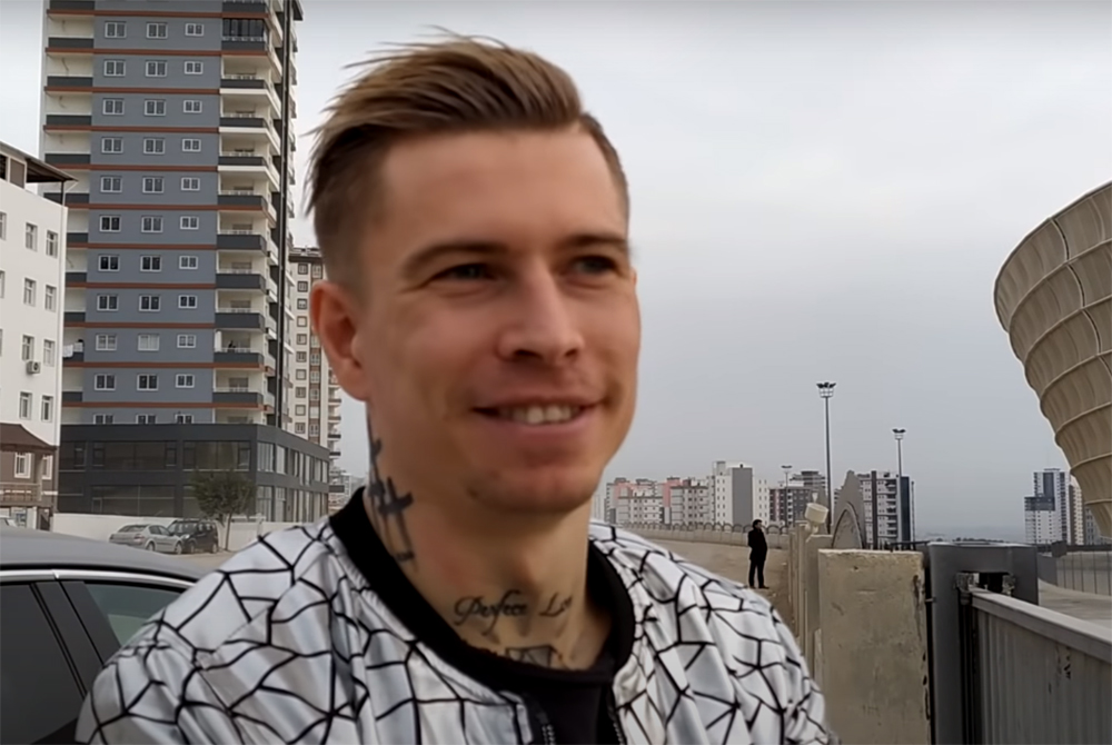 Roman Kosecki ocenił transfery syna. "Miał propozycję z Espanyolu, ale Legia go nie puściła"
