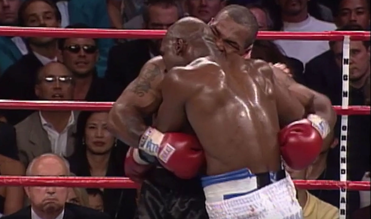 Mike Tyson zmierzy się z Evanderem Holyfieldem? Łącznie mają... 110 lat!