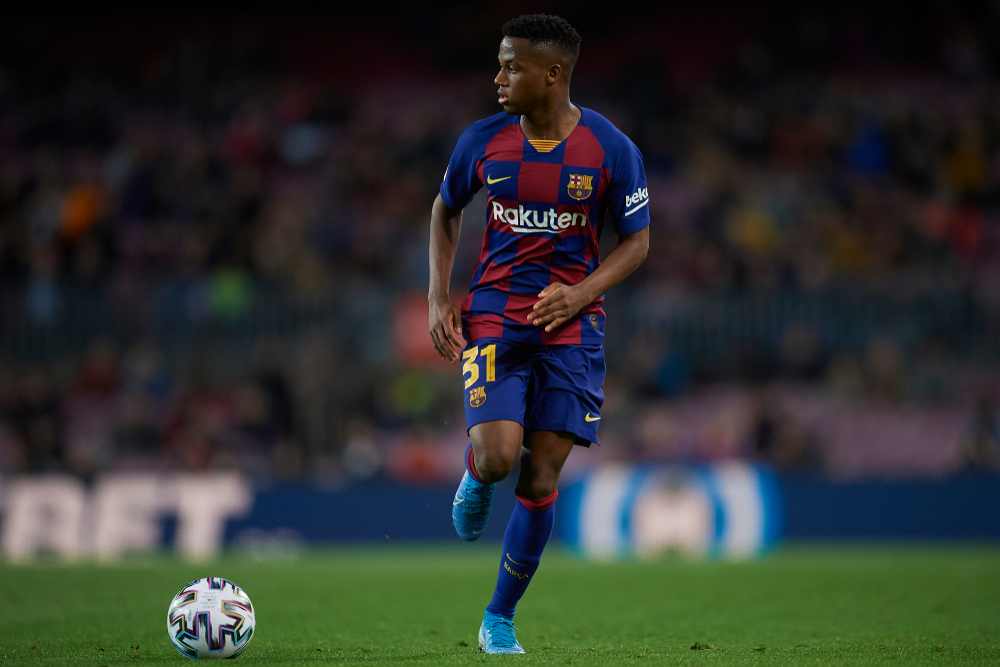 Wielki powrót Ansu Fatiego! Piłkarz FC Barcelony z zielonym światłem na grę po 322 dniach przerwy