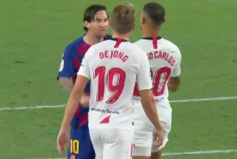 Leo Messiemu puściły nerwy. Gwiazdor Barcelony odepchnął piłkarza Sevilli [WIDEO]