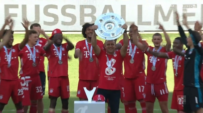 Tak Bayern świętował mistrzostwo. Robert Lewandowski ze specjalnym przekazem [ZDJĘCIA]