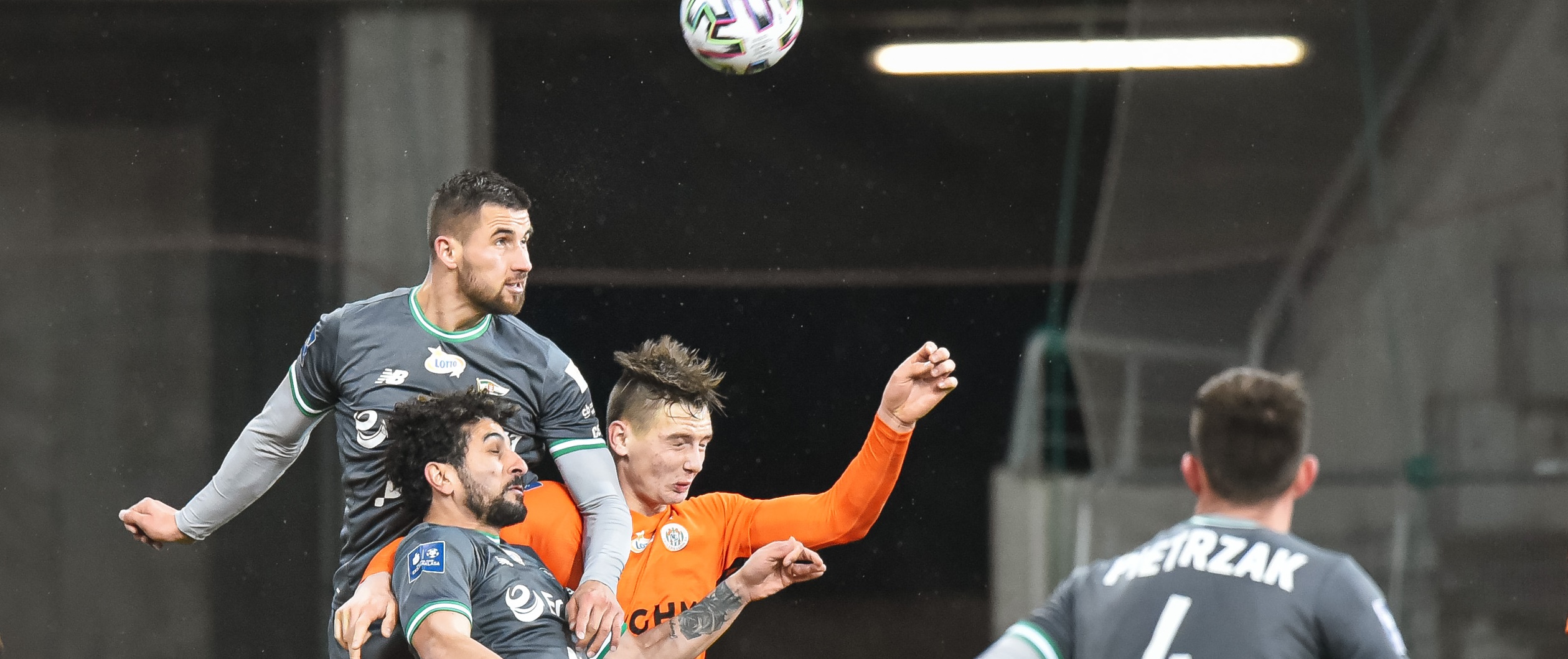 Jagiellonia Białystok przegrała u siebie z Lechią Gdańsk. Dwa gole Łukasza Zwolińskiego