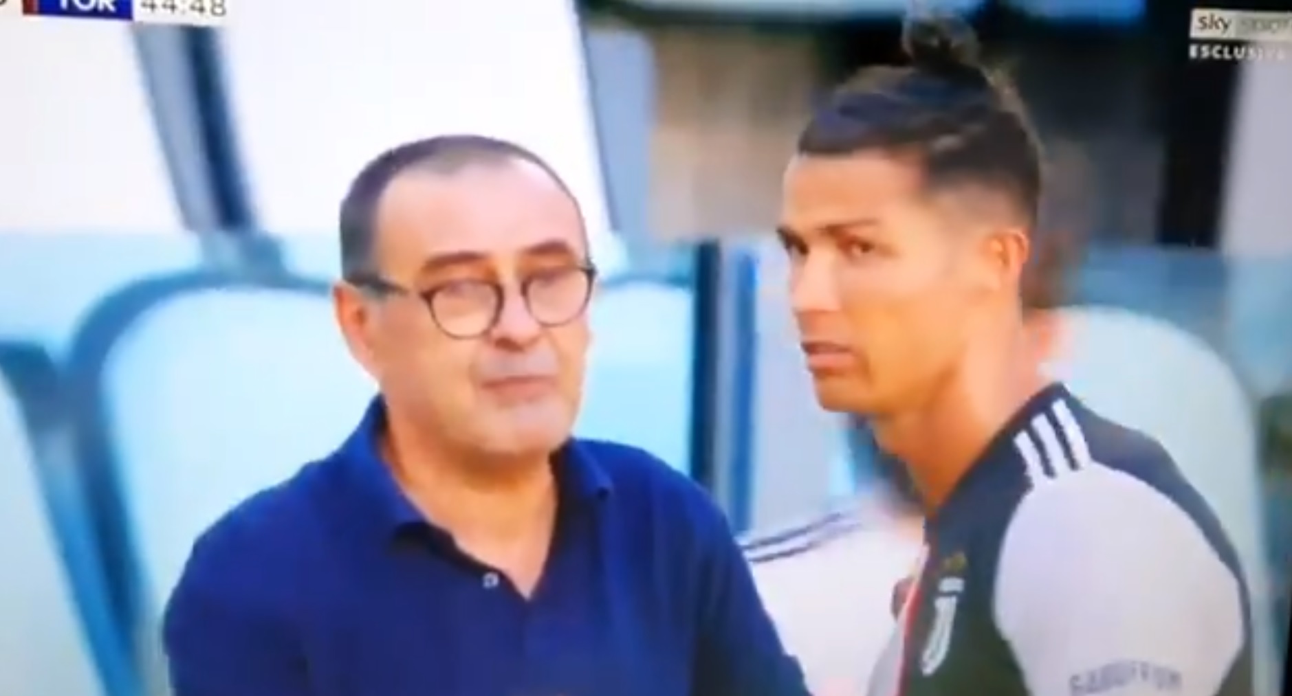 Wymowna reakcja Cristiano Ronaldo na polecenia Maurizio Sarriego. Portugalczyk tylko przewracał oczami [WIDEO]