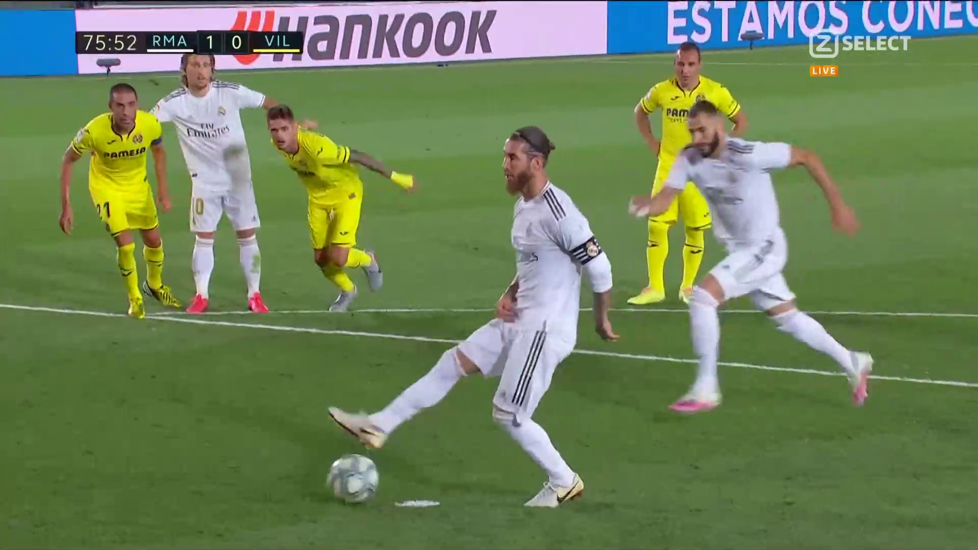 Real Madryt mistrzem Hiszpanii! Sergio Ramos chciał się zabawić przy rzucie karnym [WIDEO]
