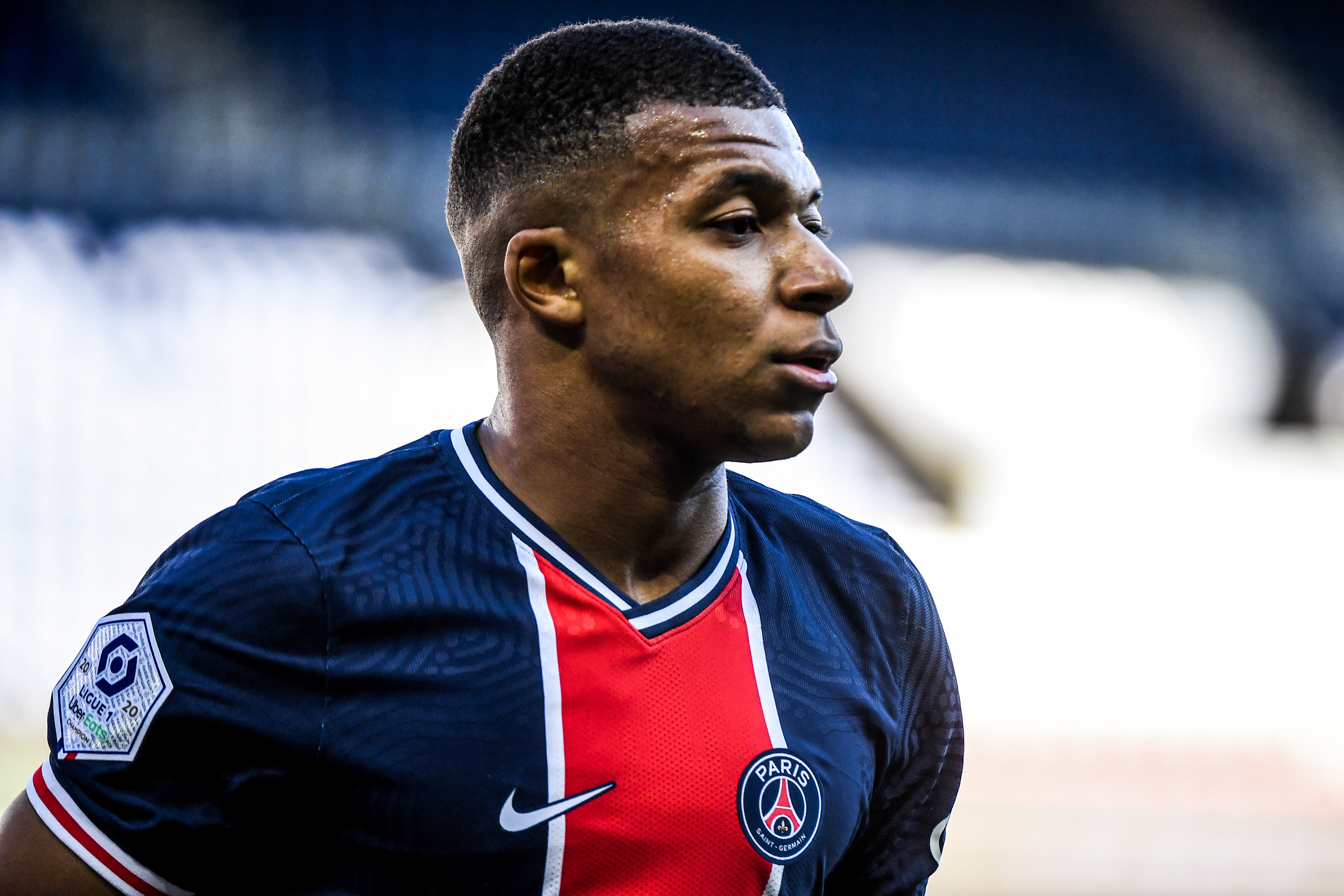 Liga Mistrzów przytłacza złote dziecko. Kylian Mbappe spala się na wielkiej scenie