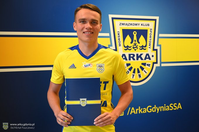 Szymon Drewniak nowym zawodnikiem Arki Gdynia. Podpisał kontrakt na 2 lata