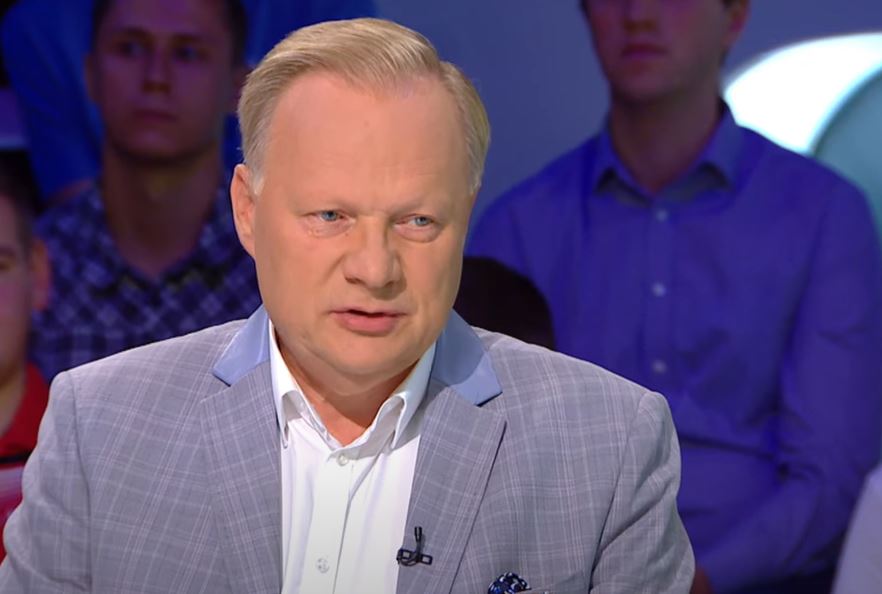 Wszechwiedzący ekspert-prezes o krok od awansu do Ekstraklasy. Wielki dzień dla słynnego "Pana Sławka"
