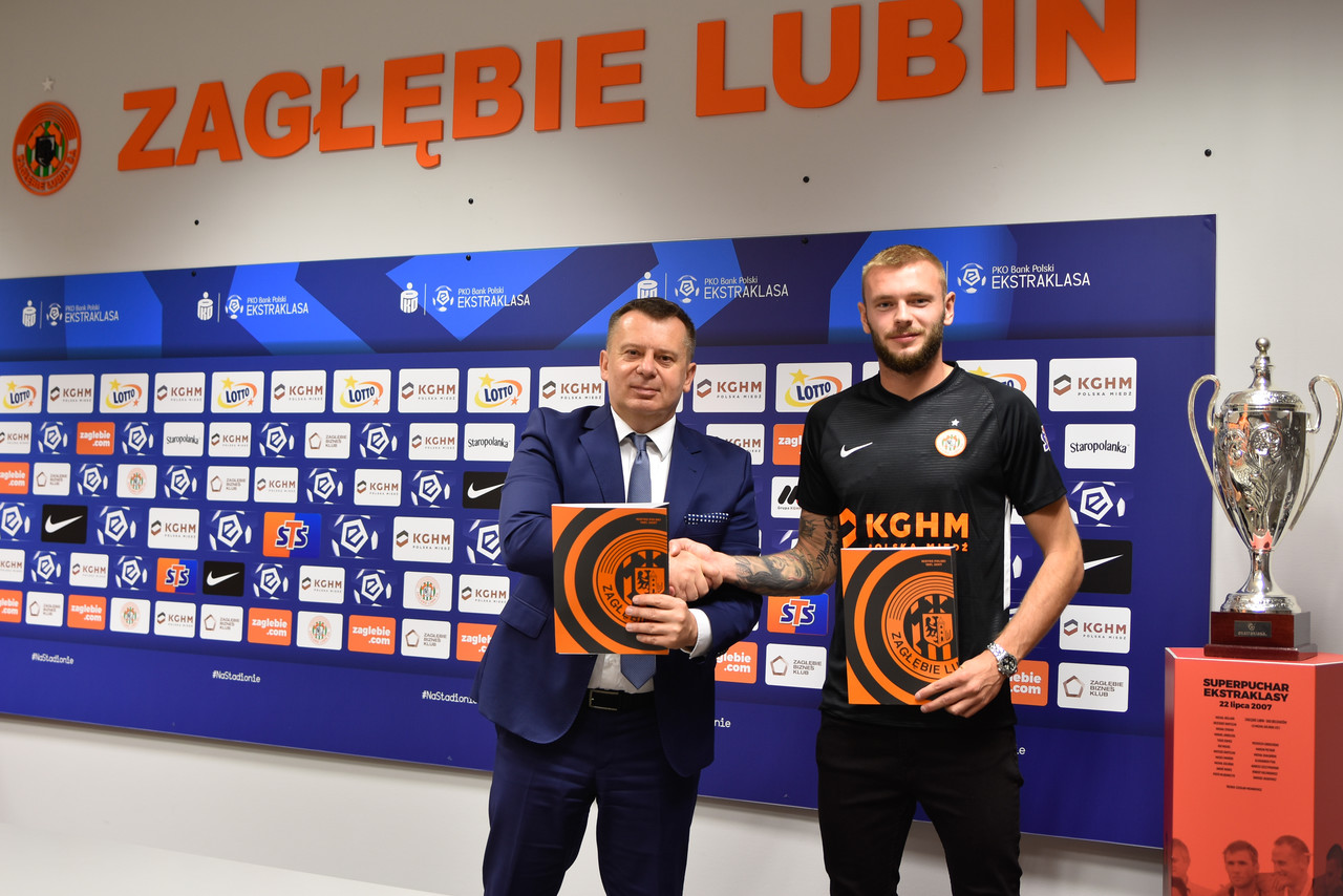 Utalentowany obrońca zostaje w Zagłębiu Lubin. Dominik Jończy podpisał nowy kontrakt