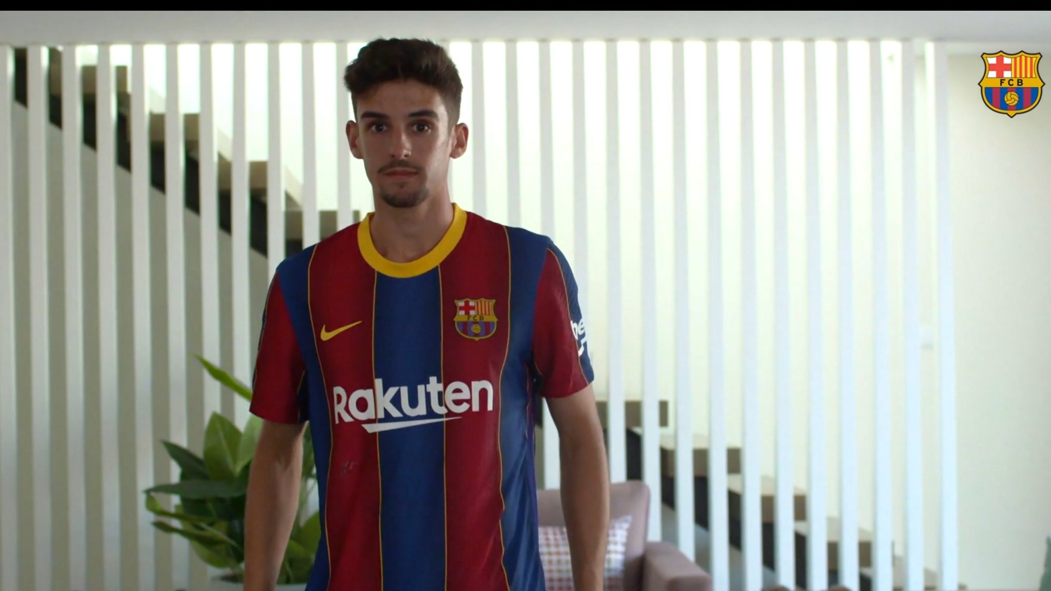 FC Barcelona odrzuciła wielką ofertę z Premier League. Ujawniono, który klub chciał kupić Francisco Trincao