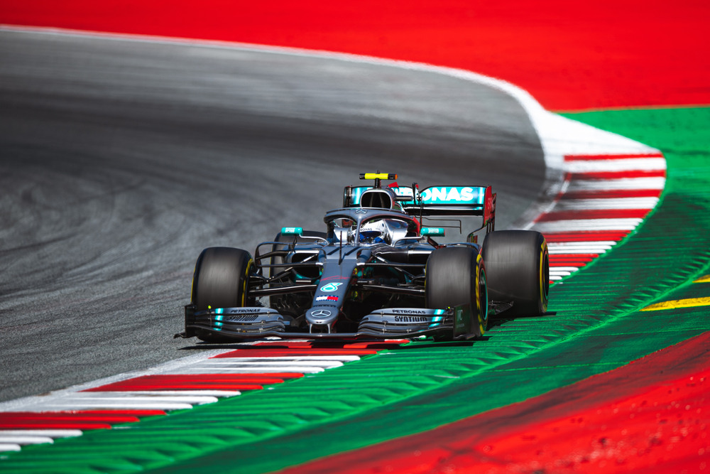 Valtteri Bottas wygrał kwalifikacje przed GP Portugalii. Minimalnie wyprzedził Lewisa Hamiltona