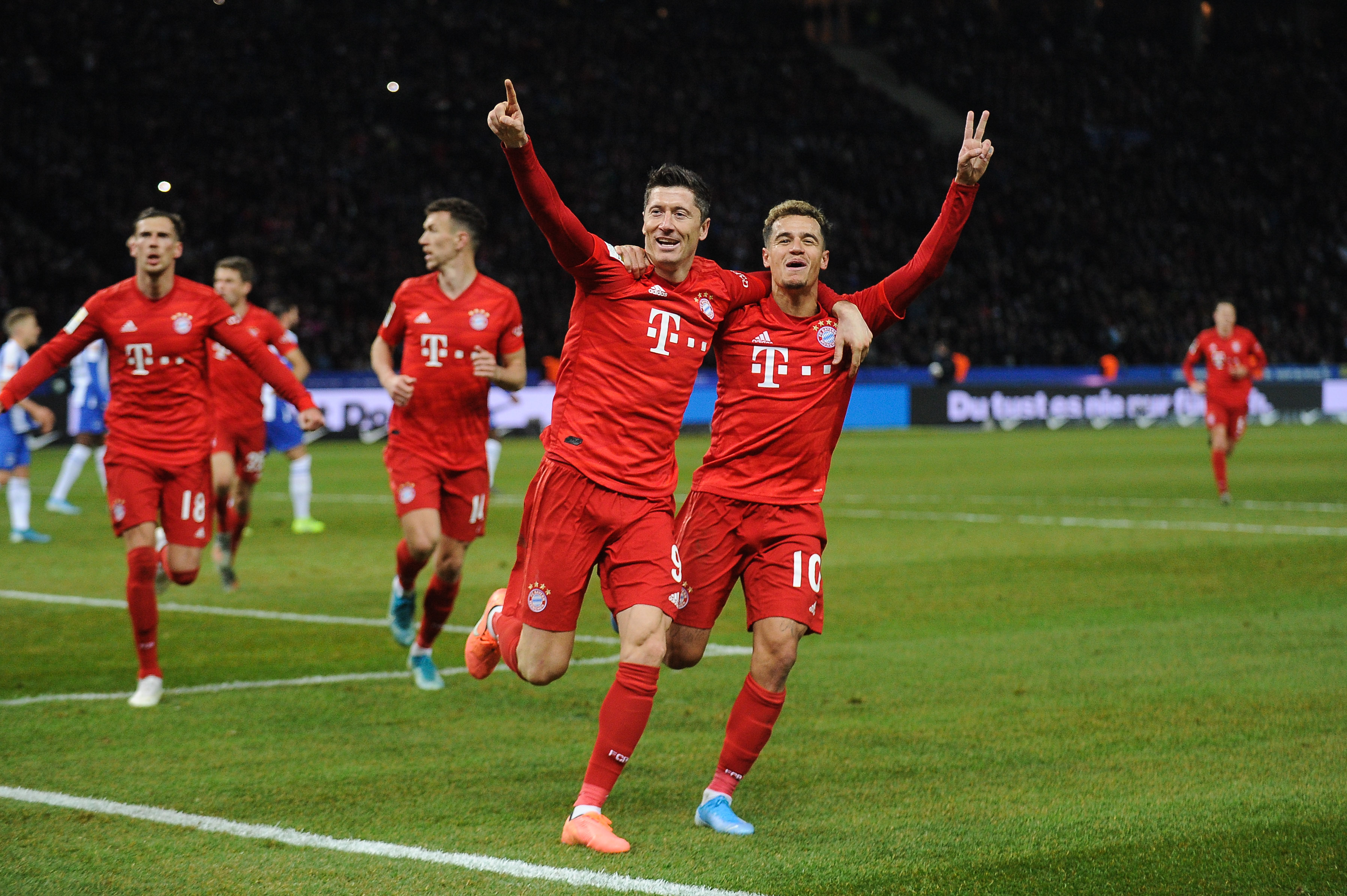 Bayern Monachium w finale Ligi Mistrzów! Serge Gnabry bohaterem, Robert Lewandowski z golem [WIDEO]