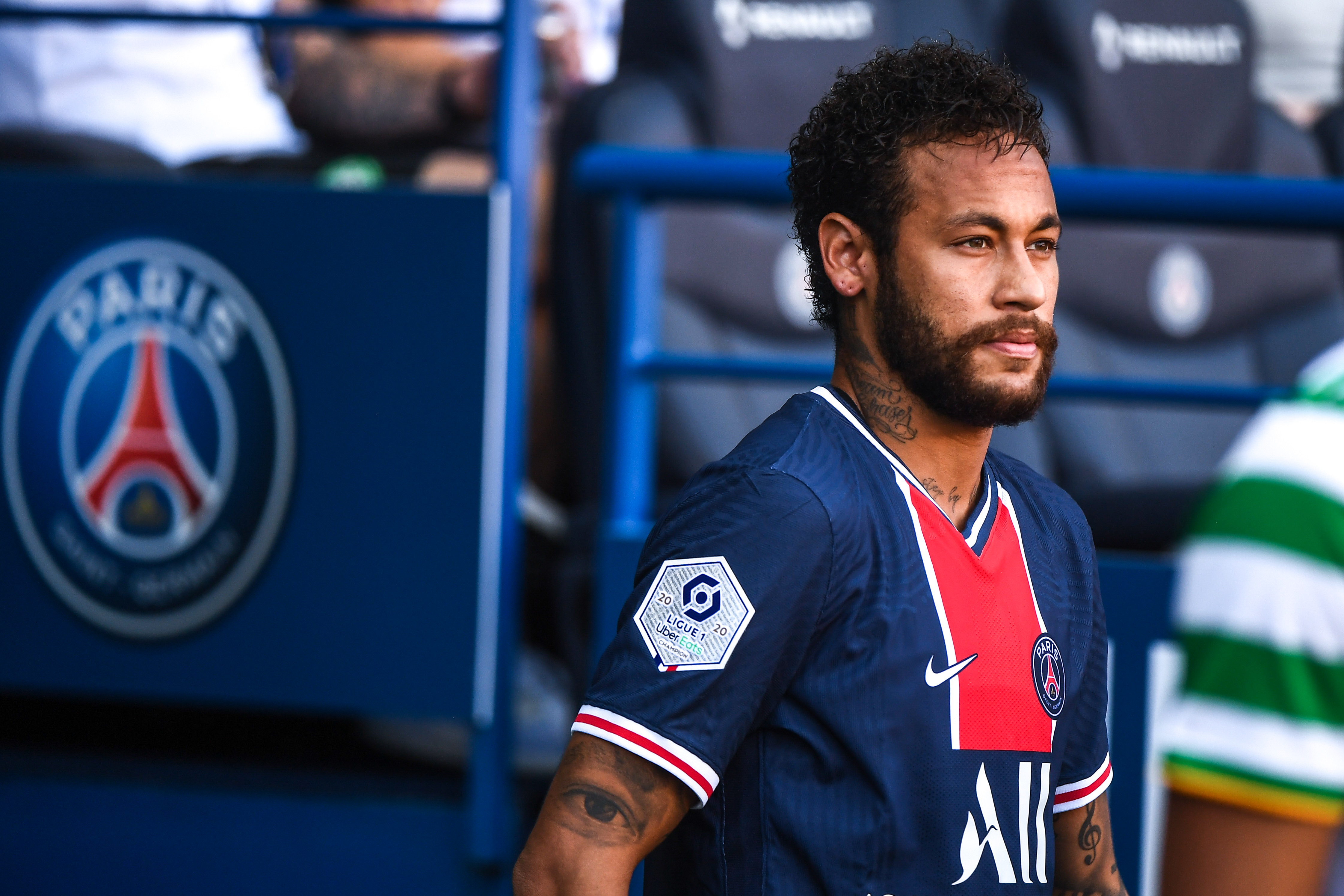 Rewelacyjny Neymar, "La Kompromitacja" i upadek posągów. Za nami najciekawsze ćwierćfinały LM od lat