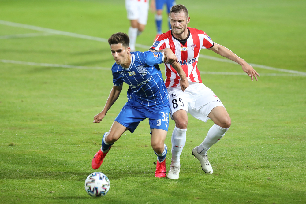 Pomocnik Lecha Poznań ocenił sparing z Pogonią Szczecin. "Ta porażka mnie boli"