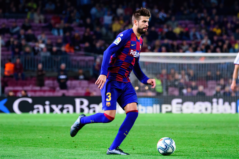 Gerard Pique i Sergi Roberto po kolejnych badaniach. Wiadomo, co im dolega