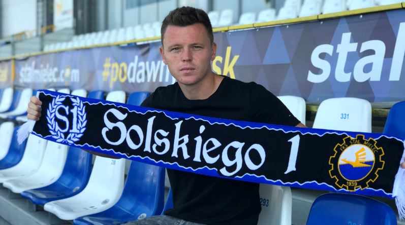 Mateusz Matras zagra w Stali Mielec. Beniaminek sprowadził doświadczonego pomocnika