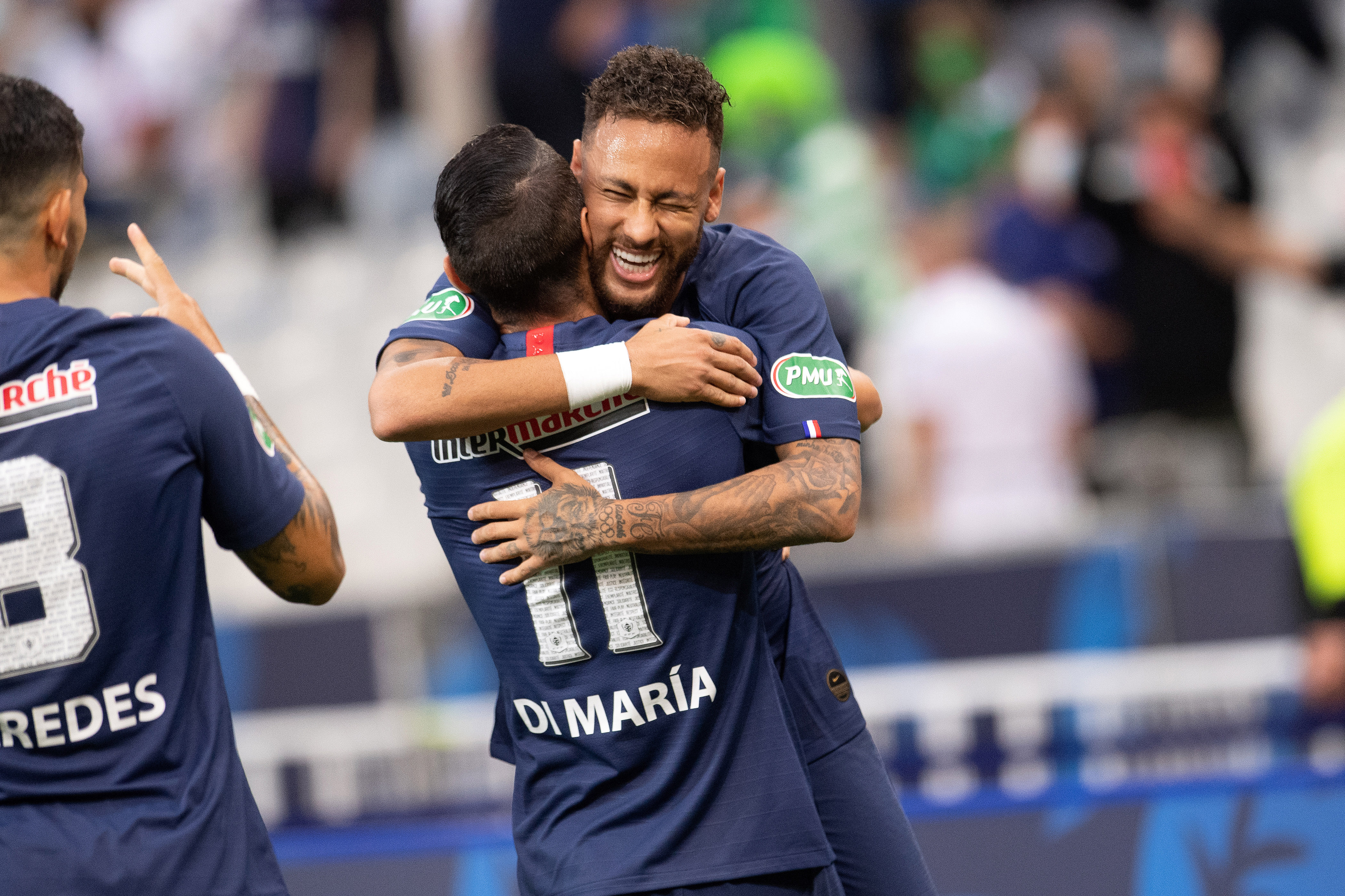 Lewandowski i zabójcza Flicki-taka vs Neymar w życiowej formie i szczelna obrona. Dla kogo Puchar Mistrzów?