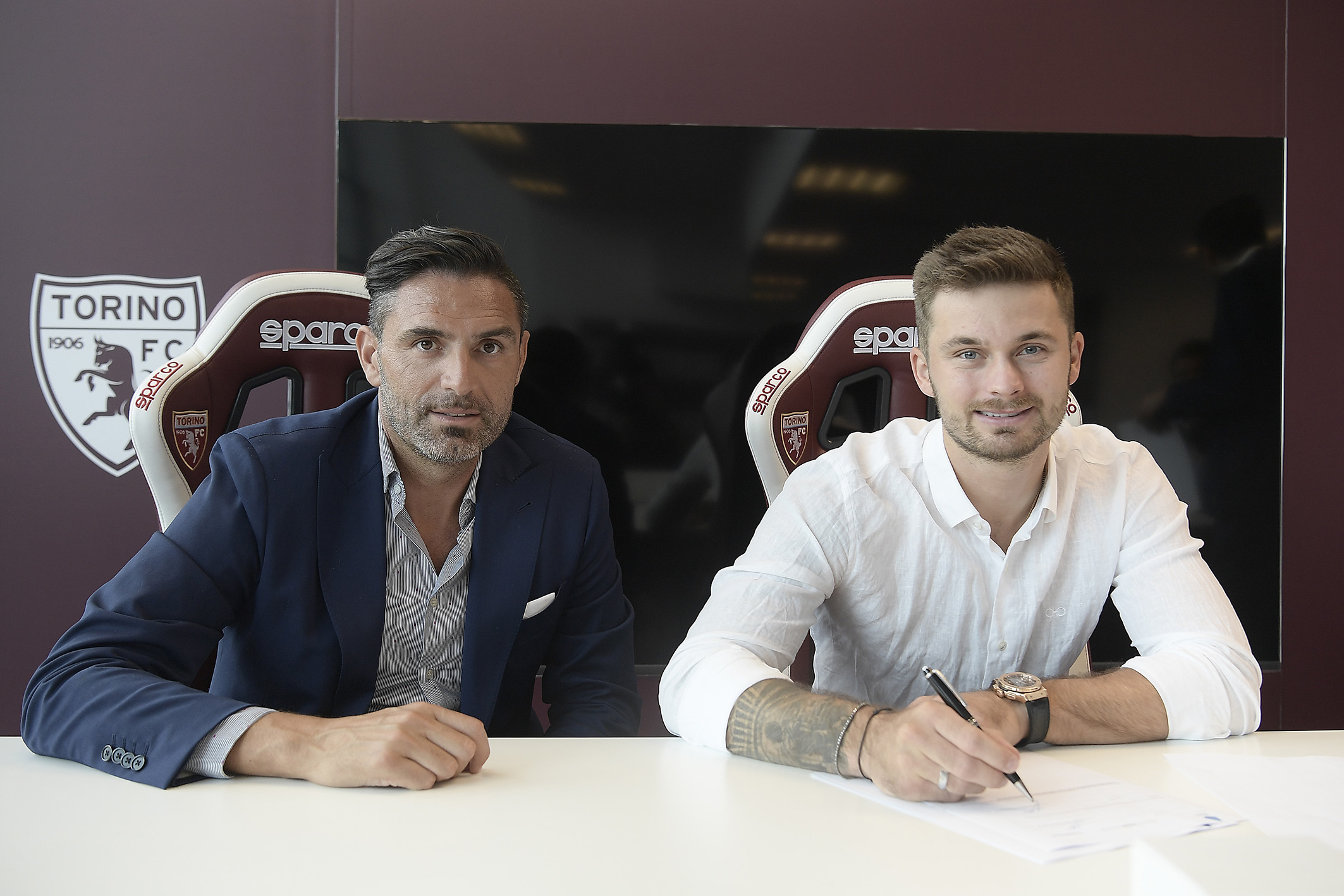 Karol Linetty piłkarzem Torino! Przymierza duże buty Kamila Glika. Klub potwierdził transfer