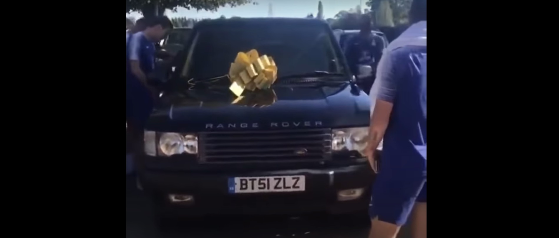 Gra w pokera zamiast treningu kadry, nietypowy zakład, cios od trenera i nie tylko. Futbolowa porcja anegdot