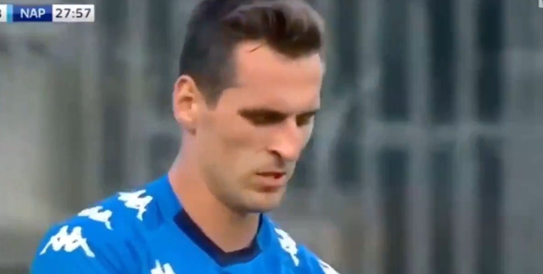 Arkadiusz Milik zmarnował pięć "setek" w sparingu Napoli. Zdobył dwa gole, ale żegnały go gwizdy [WIDEO]
