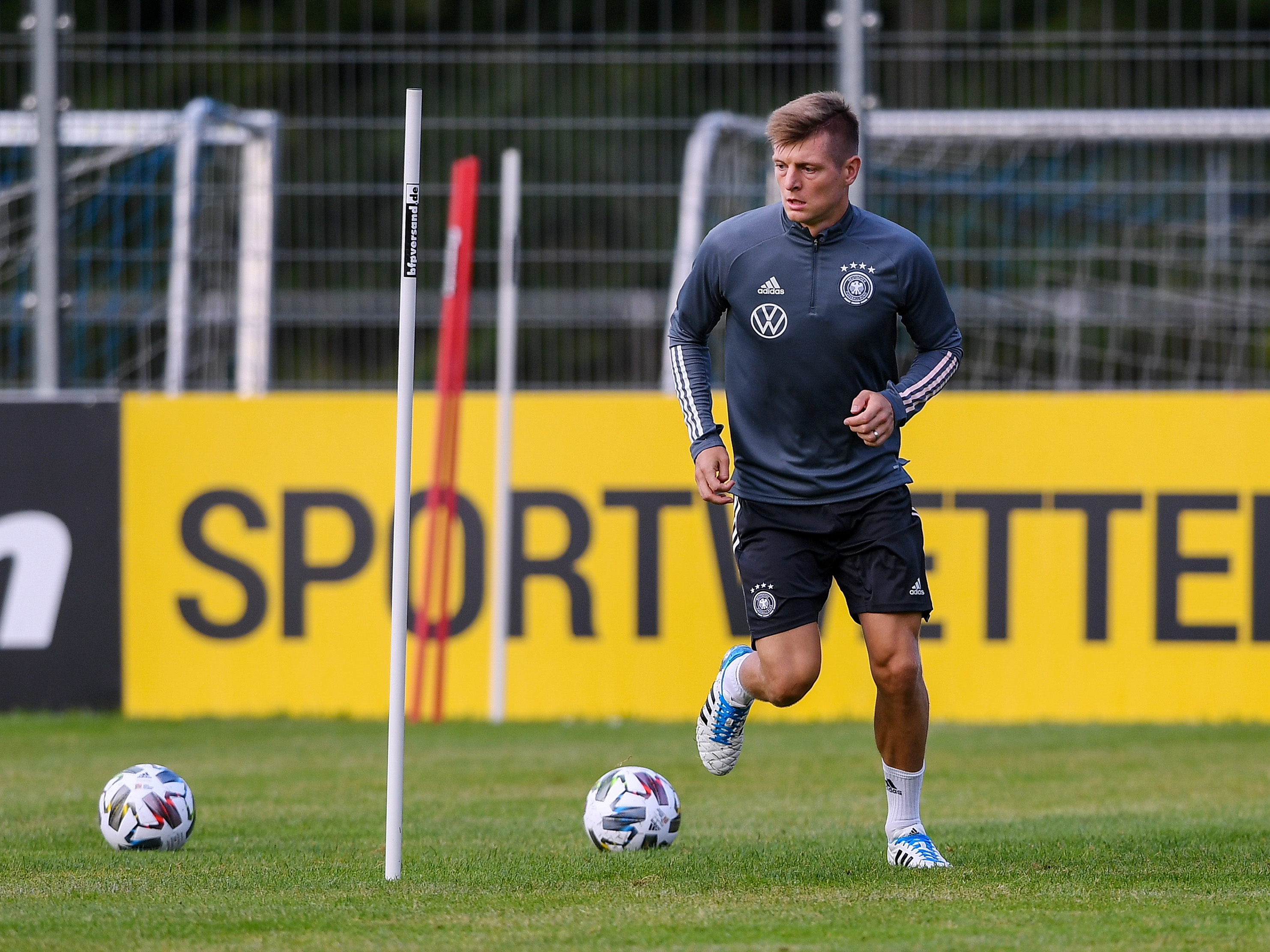 Toni Kroos wbił szpilkę reprezentacji Francji. "Mam nadzieję, że nie będzie wzorem do naśladowania"