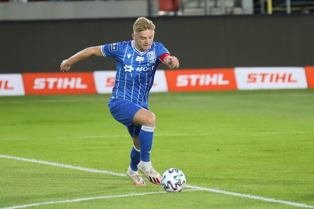 Byli reprezentanci Polski oceniają transfer Kamila Jóźwiaka. "Ta liga okrutnie weryfikuje. Nie wybacza"