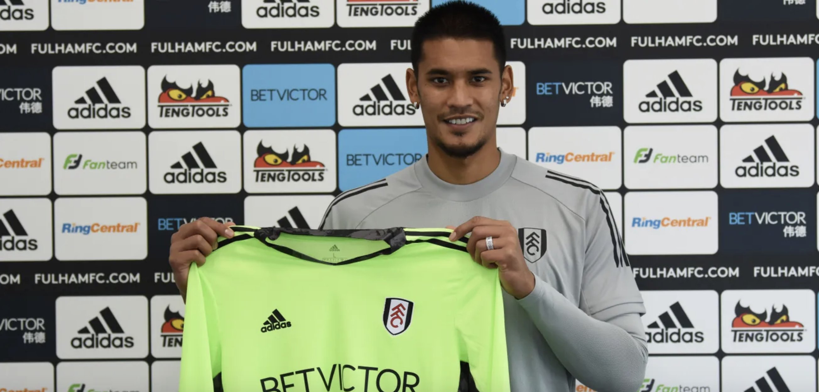 Alphonse Areola znów został wypożyczony. Golkiper będzie grał w Premier League