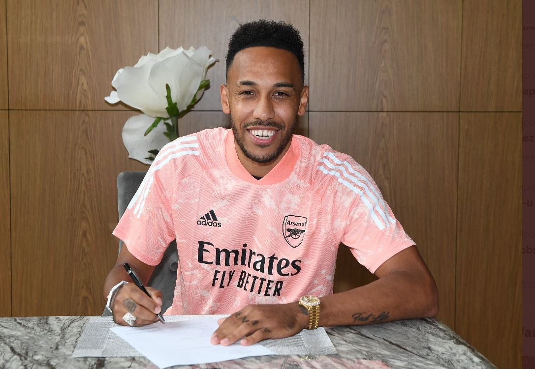 Oficjalnie: Pierre-Emerick Aubameyang przedłużył kontrakt z Arsenalem! Gabończyk zostaje w Londynie