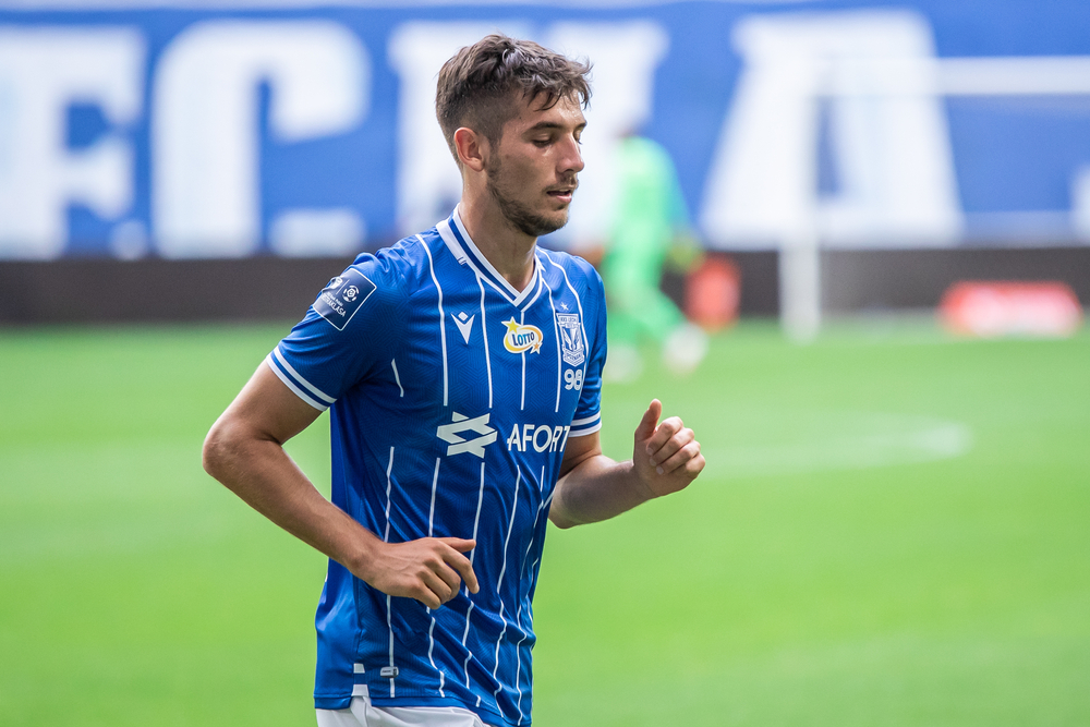 Transferowy rekord Ekstraklasy! Jakub Moder odchodzi z Lecha Poznań do klubu z Premier League