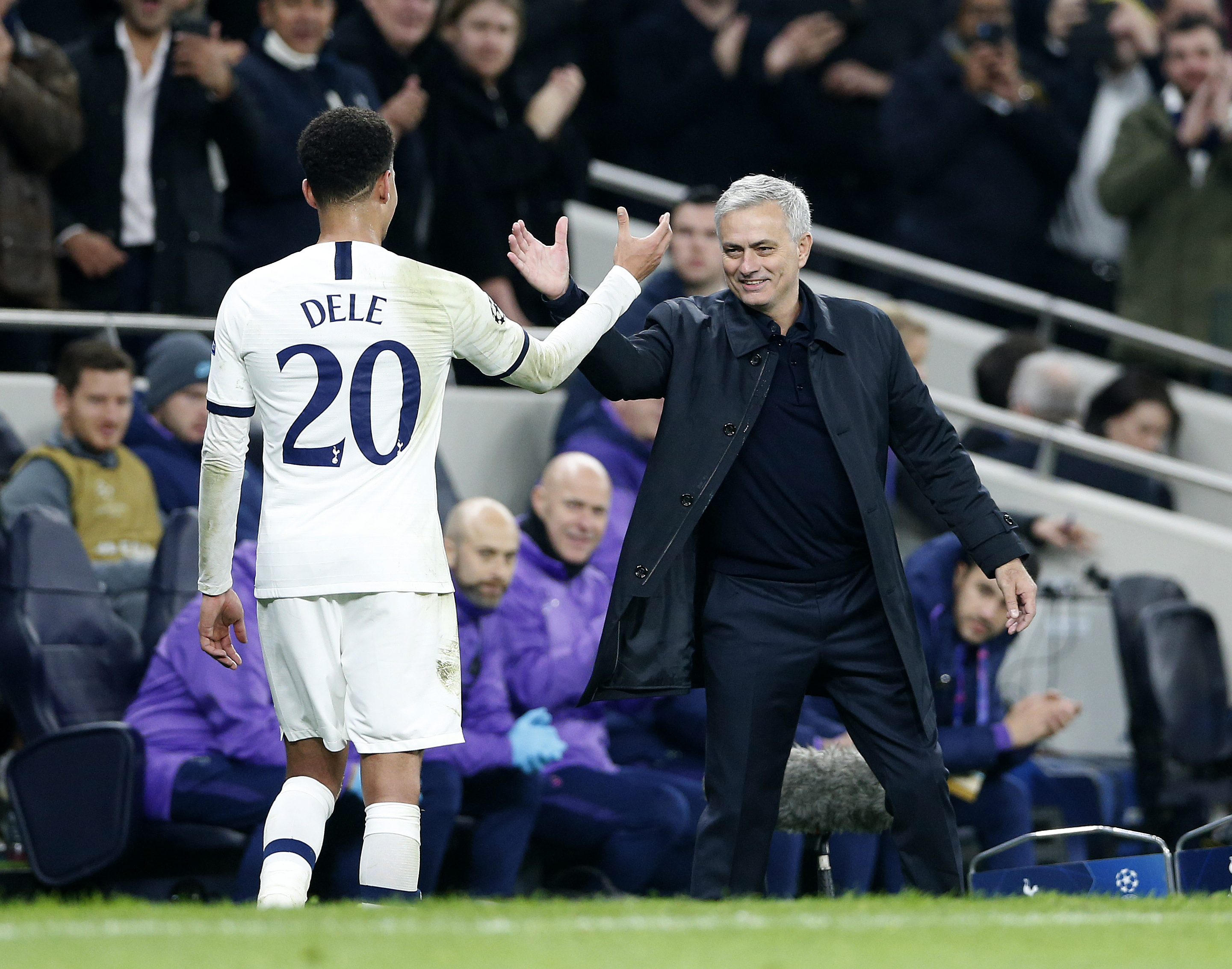 Z “grzecznych facetów” w "sukinsynów". Tak Jose Mourinho próbuje zmienić Tottenham