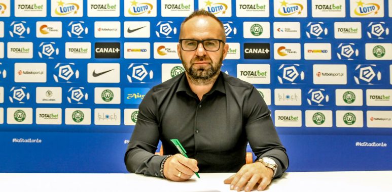 Piotr Tworek doceniony w Warcie Poznań. Nowy kontrakt dla trenera beniaminka