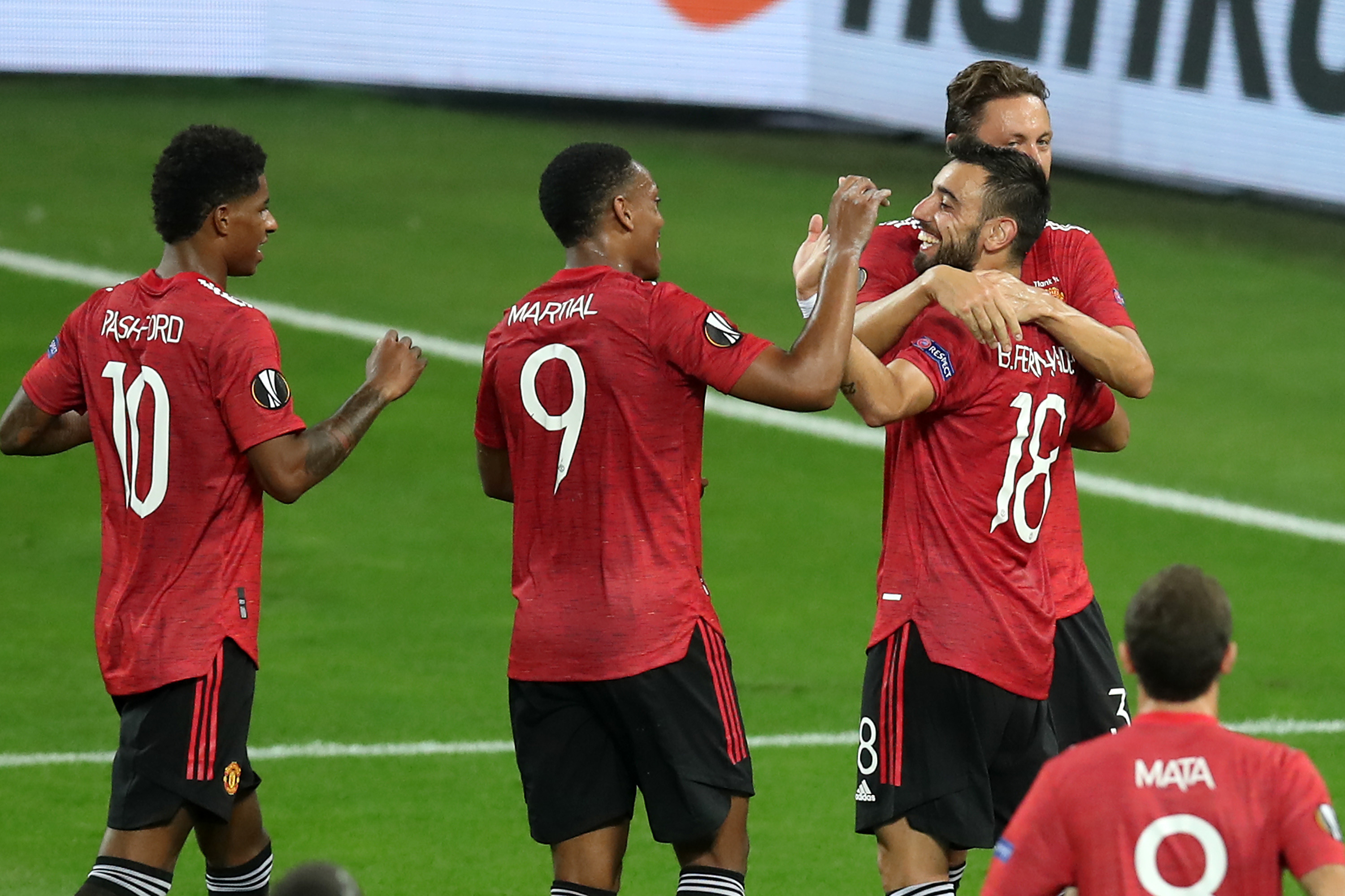 Manchester United ogłosił zwycięzcę plebiscytu na piłkarza sezonu. Minimalna różnica między dwoma zawodnikami