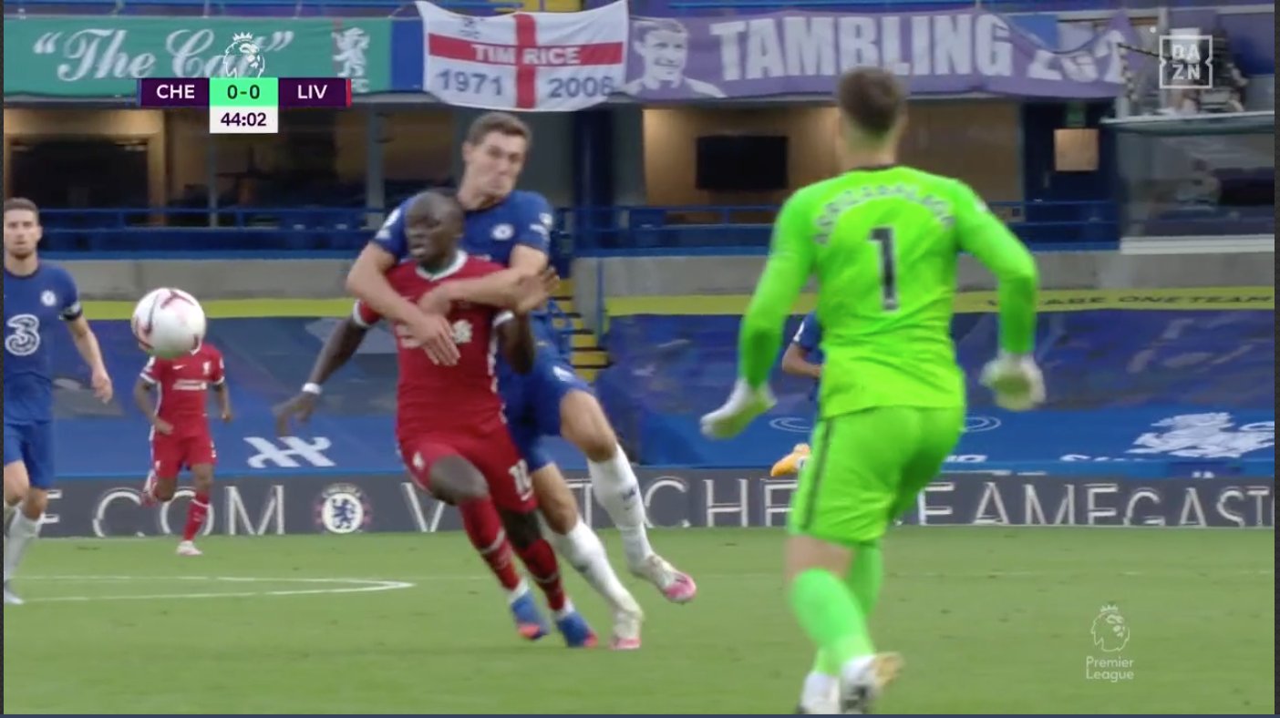 Chelsea przegrała z Liverpoolem w hicie Premier League. "The Blues" zawiedli na całej linii [WIDEO]