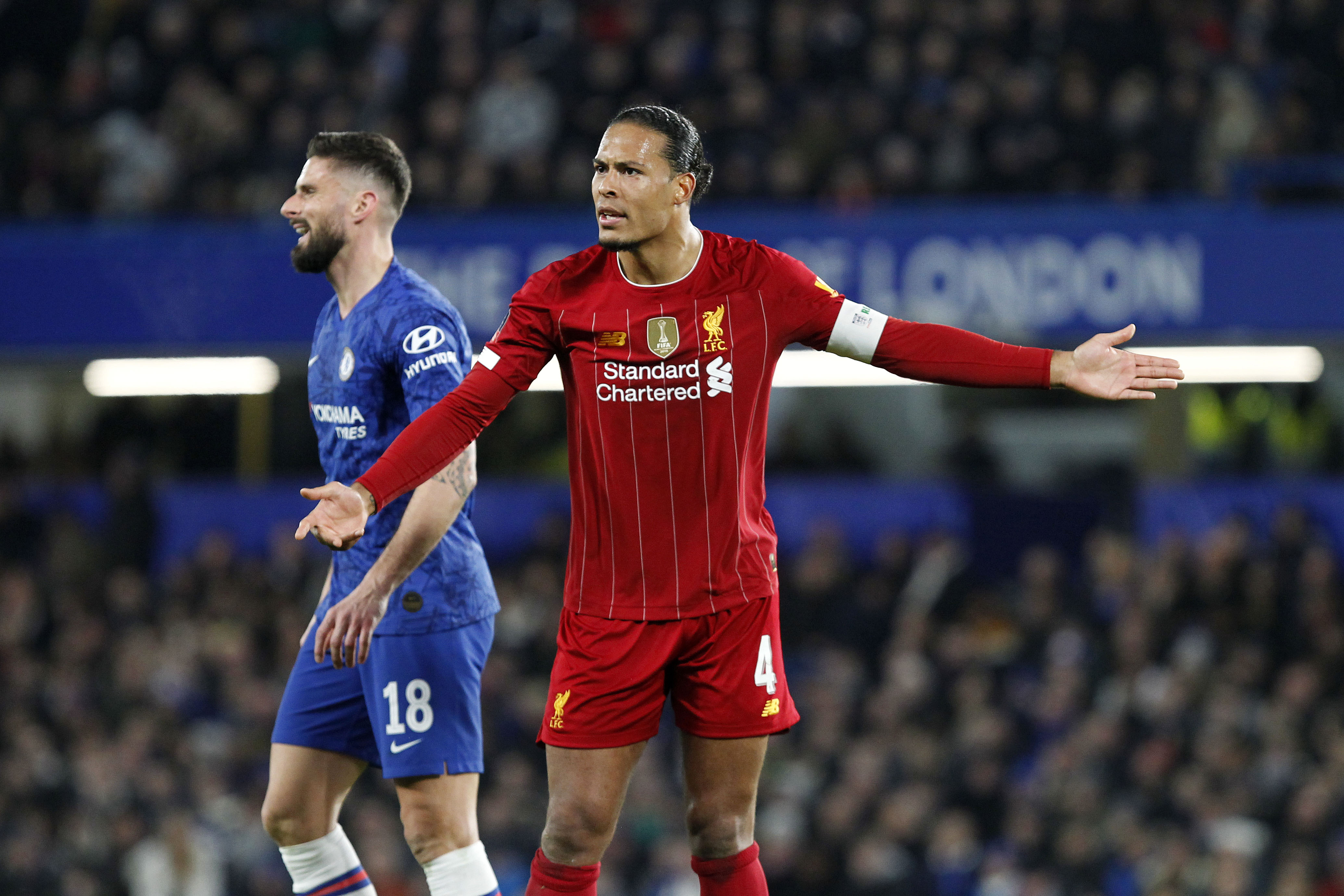 Piłkarz Liverpoolu o reakcji drużyny na kontuzję Van Dijka: Wciąż jesteśmy zdruzgotani. Nikt z nas nie spał