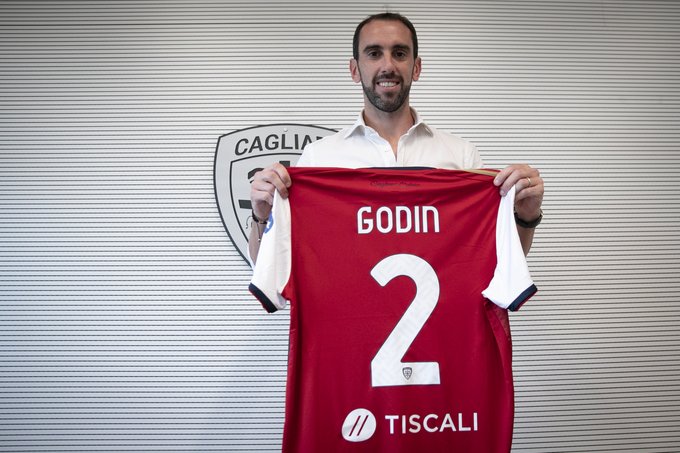 Diego Godin ma nowy klub. Będzie grał z Sebastianem Walukiewiczem