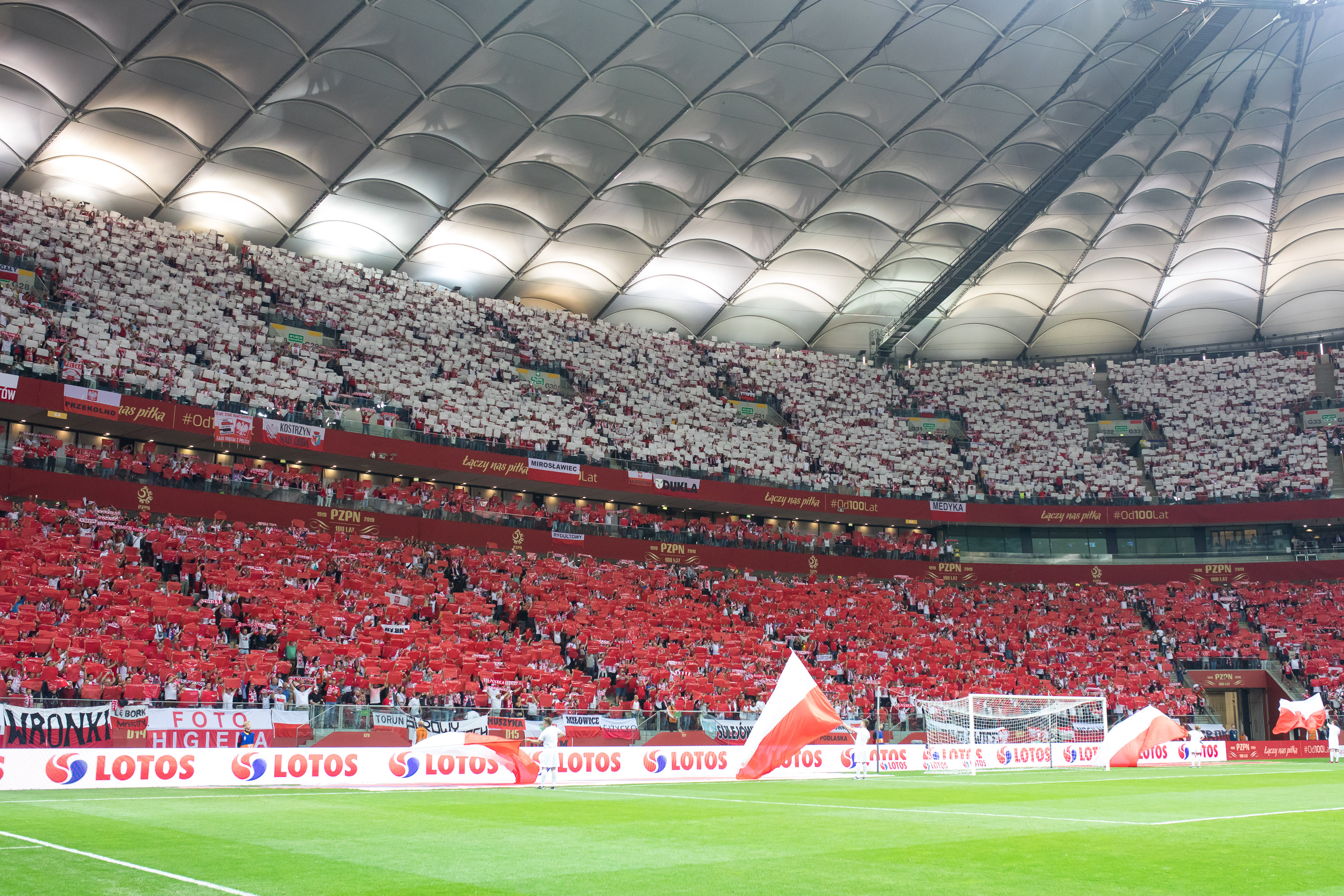 Świetna wiadomość dla kibiców reprezentacji Polski! Wiemy, kiedy będą mogli wrócić na trybuny [NASZ NEWS]