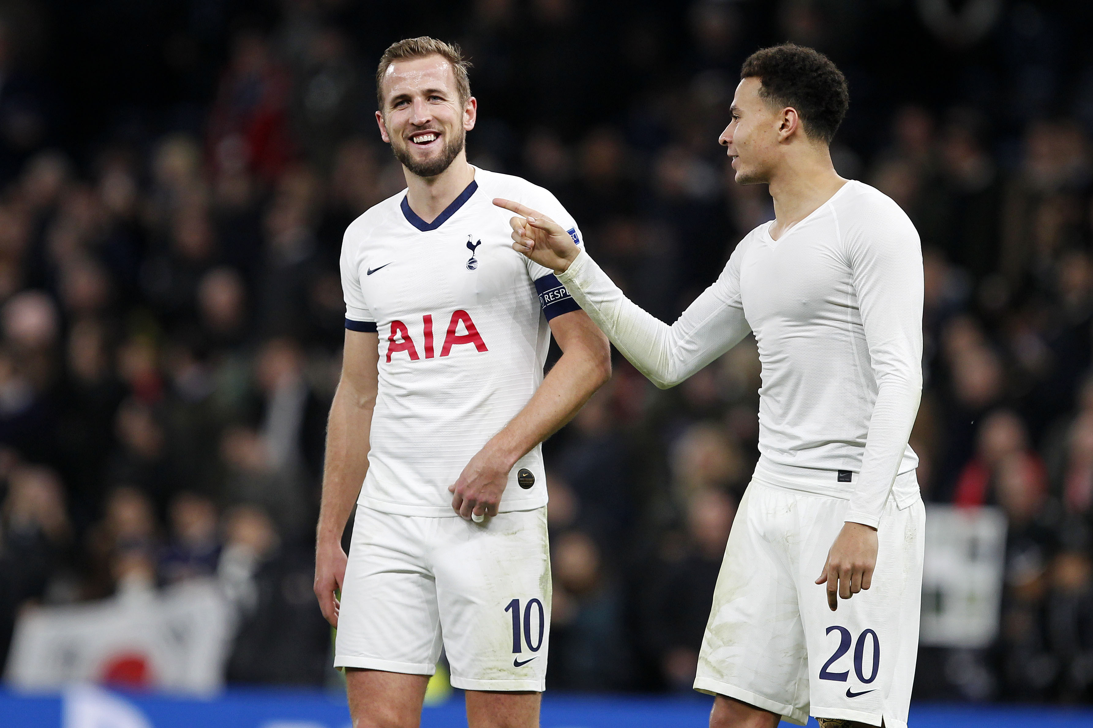 "Czerwone Diabły" na dnie piłkarskiego piekła. Tottenham zdemolował Manchester United na Old Trafford [WIDEO]