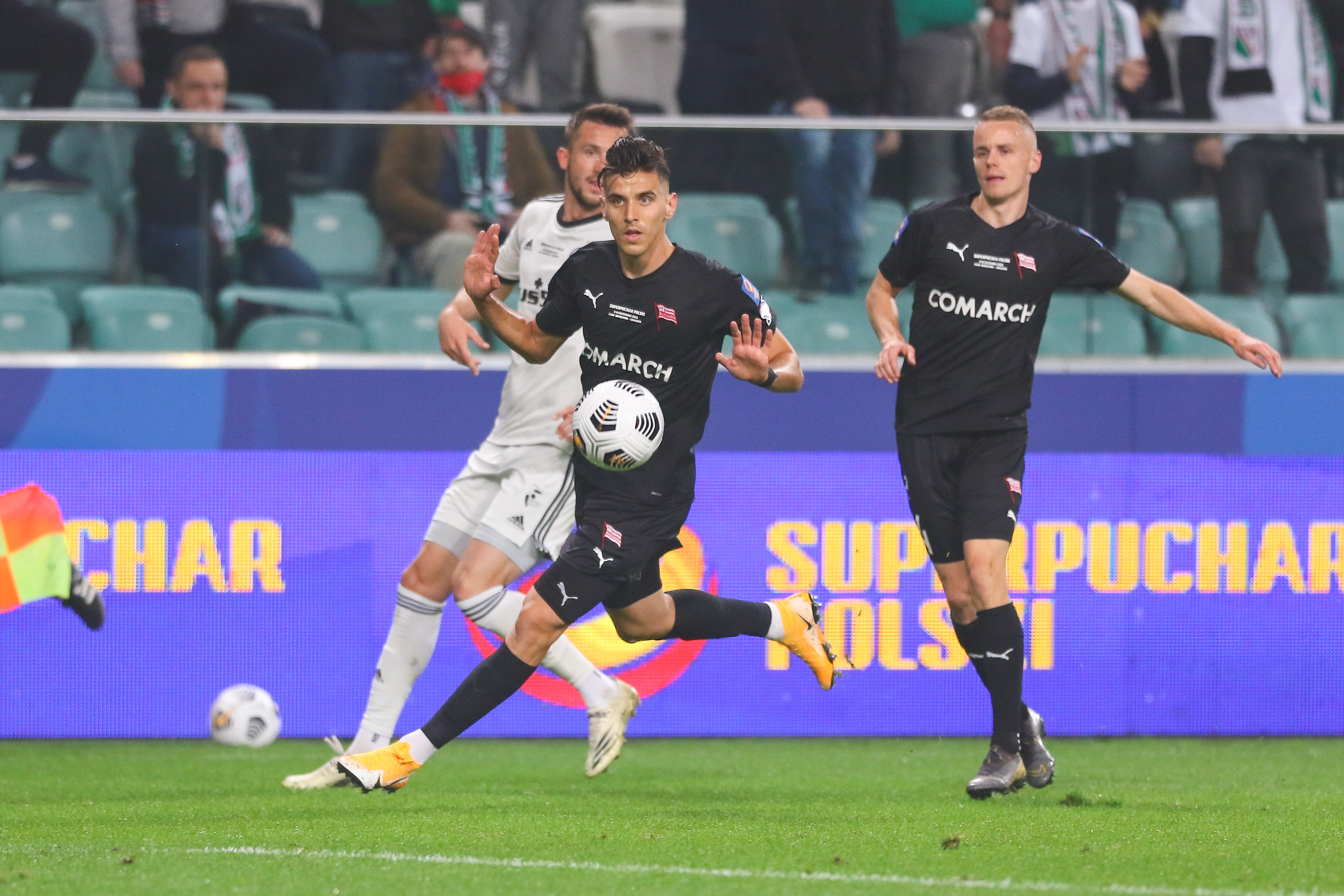 Cracovia zdobyła Superpuchar Polski na stadionie Legii! Rzuty karne rozstrzygnęły kiepski mecz [WIDEO]